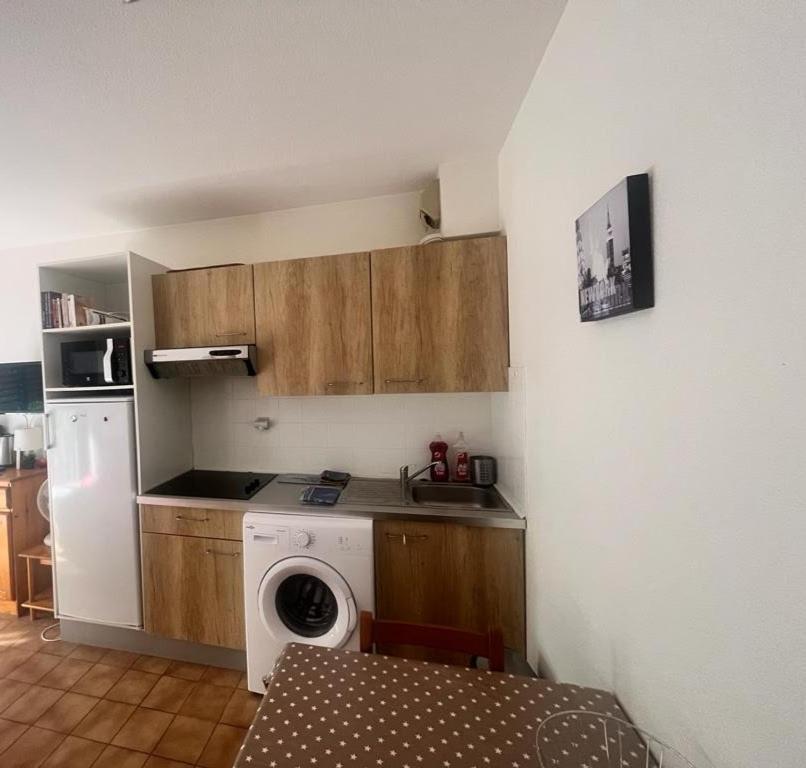 Studio Agreable De 21M2 Balaruc-les-Bains Zewnętrze zdjęcie
